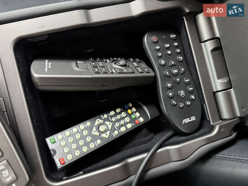 Седан Lexus LS 2012 в Киеве