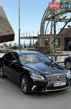 Седан Lexus LS 2013 в 