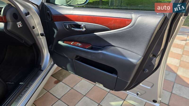 Седан Lexus LS 2007 в Одессе фото 12 Седан Lexus LS 2007 в Одессе