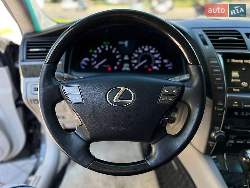 Седан Lexus LS 2007 в Львове фото 11 Седан Lexus LS 2007 в Львове