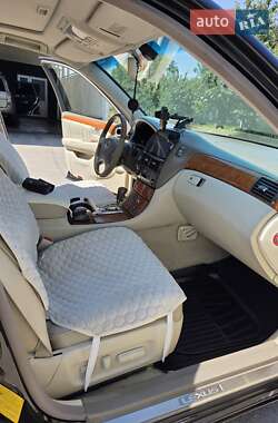 Седан Lexus LS 2004 в  фото 8 Седан Lexus LS 2004 в