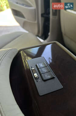 Седан Lexus LS 2007 в 