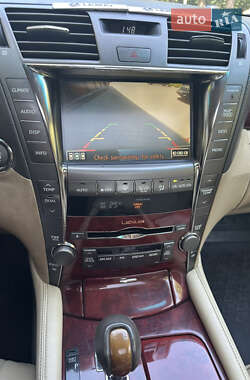 Седан Lexus LS 2007 в 