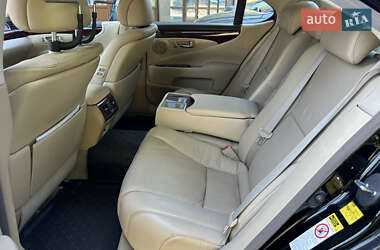 Седан Lexus LS 2007 в 