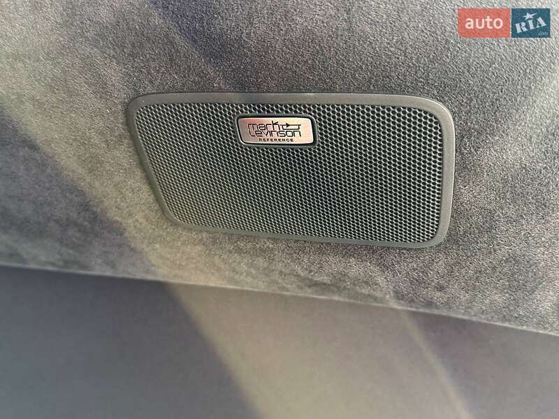 Седан Lexus LS 2022 в Киеве