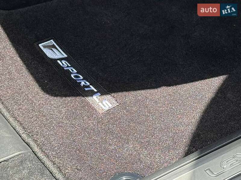 Седан Lexus LS 2022 в Киеве
