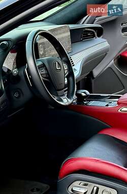 Седан Lexus LS 2022 в Киеве