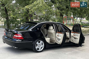 Седан Lexus LS 2004 в 