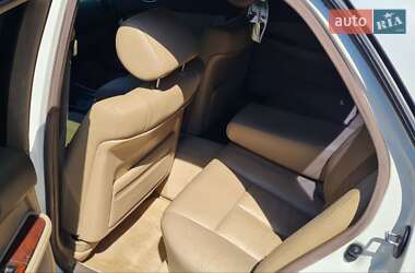 Седан Lexus LS 1992 в 