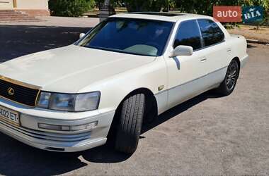 Седан Lexus LS 1992 в 