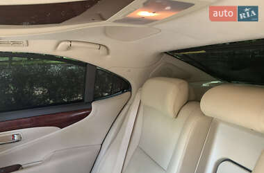 Седан Lexus LS 2011 в 