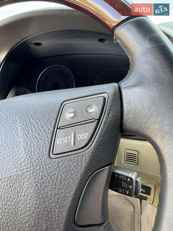Седан Lexus LS 2007 в Ивано-Франковске