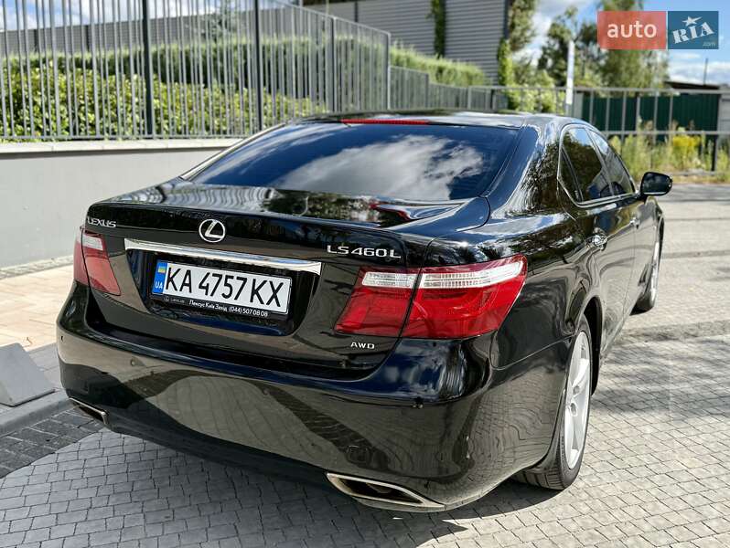 Седан Lexus LS 2009 в Киеве