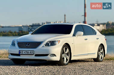 Седан Lexus LS 2007 в 