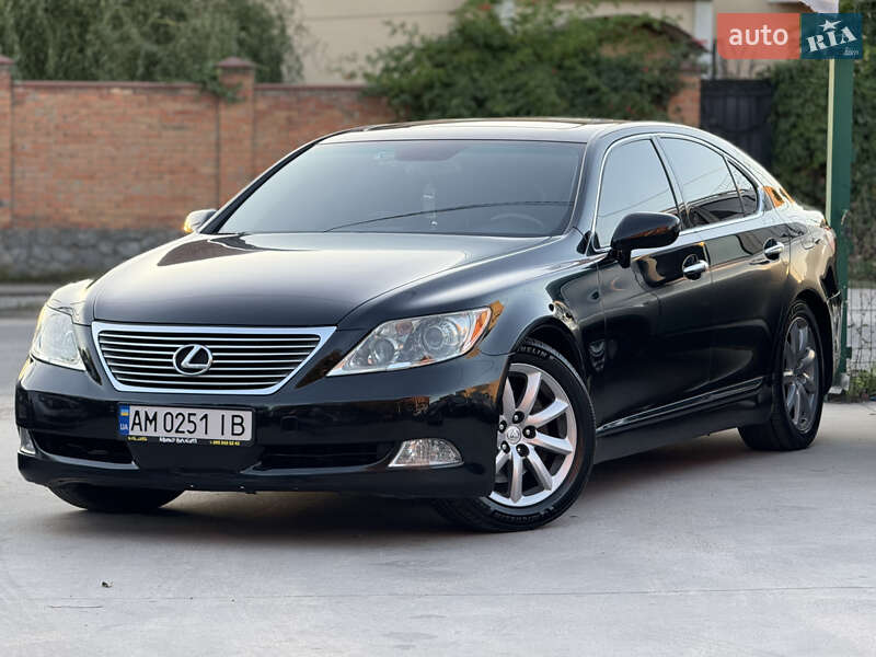 Lexus LS 2008