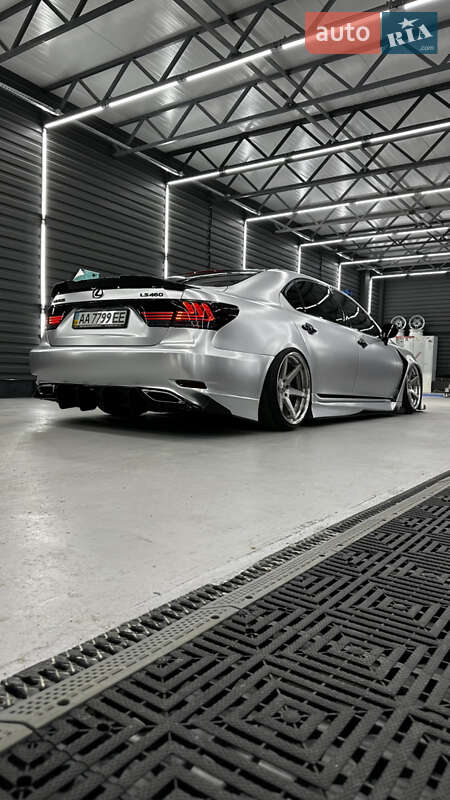 Седан Lexus LS 2007 в Киеве