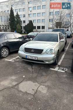 Седан Lexus LS 2002 в 