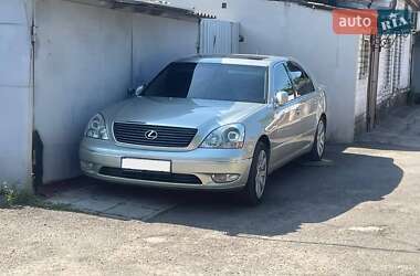 Седан Lexus LS 2002 в 