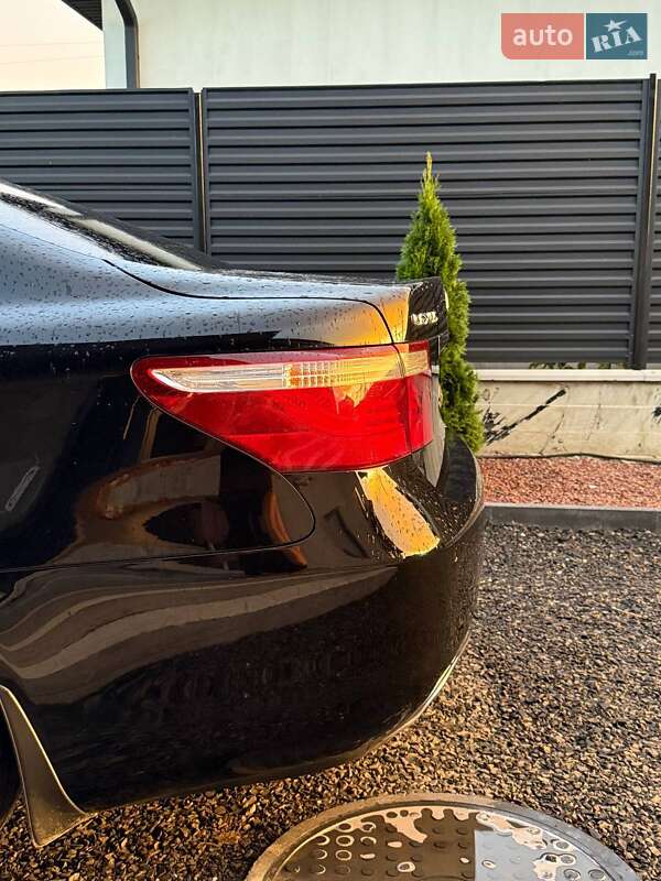 Седан Lexus LS 2008 в Луцьку