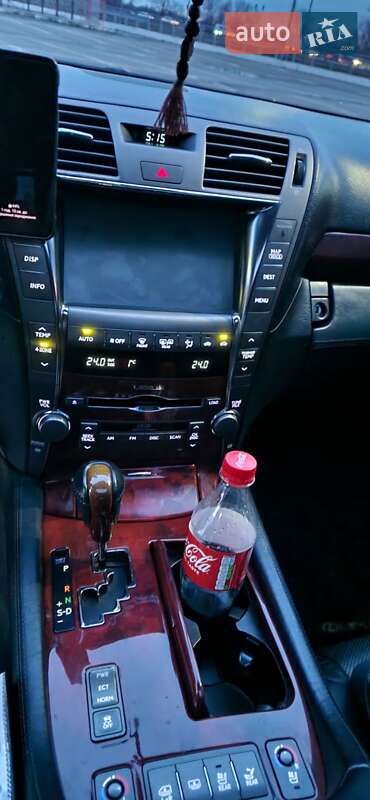 Седан Lexus LS 2007 в Киеве