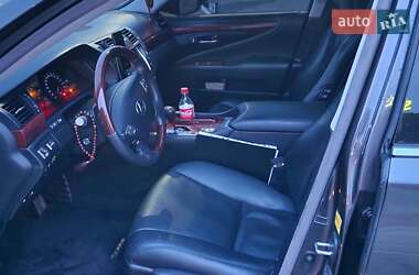 Седан Lexus LS 2007 в 