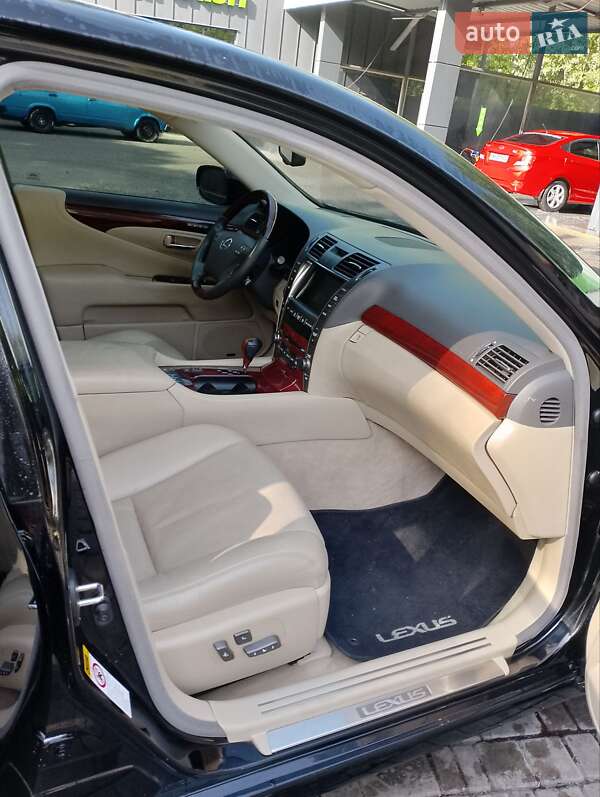 Седан Lexus LS 2007 в Одесі фото 17 Седан Lexus LS 2007 в Одесі