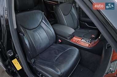 Седан Lexus LS 2005 в 