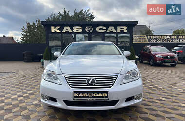 Седан Lexus LS 2010 в  фото 7 Седан Lexus LS 2010 в