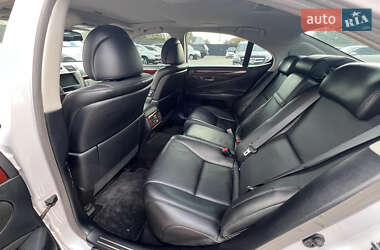 Седан Lexus LS 2010 в  фото 14 Седан Lexus LS 2010 в
