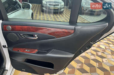 Седан Lexus LS 2010 в  фото 17 Седан Lexus LS 2010 в