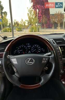 Седан Lexus LS 2007 в Києві