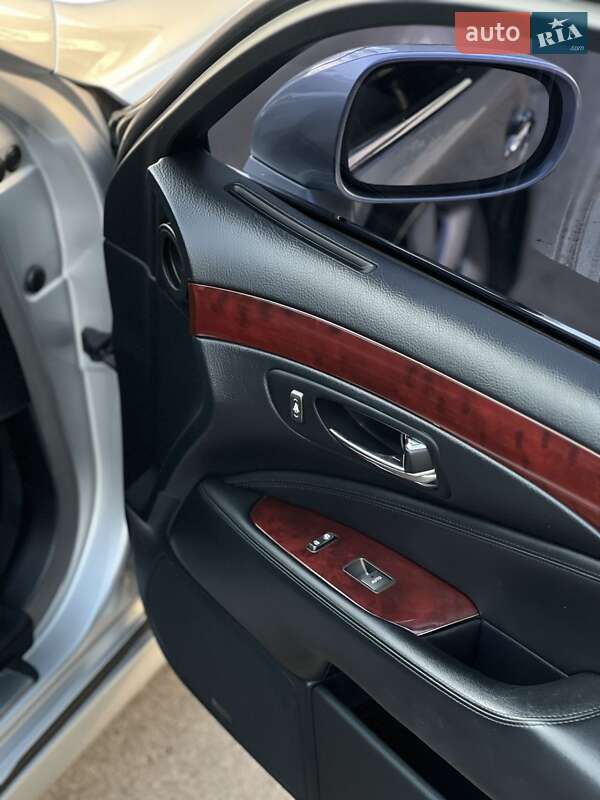 Седан Lexus LS 2007 в Києві