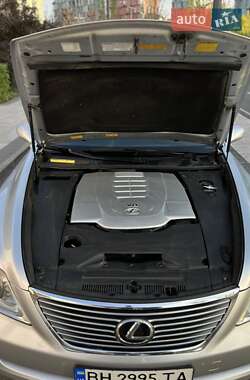 Седан Lexus LS 2007 в Києві
