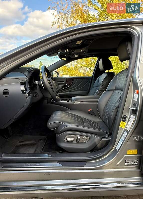 Седан Lexus LS 2020 в Днепре фото 15 Седан Lexus LS 2020 в Днепре