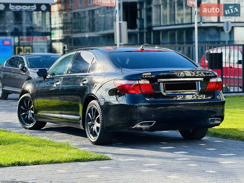 Седан Lexus LS 2007 в Ужгороде