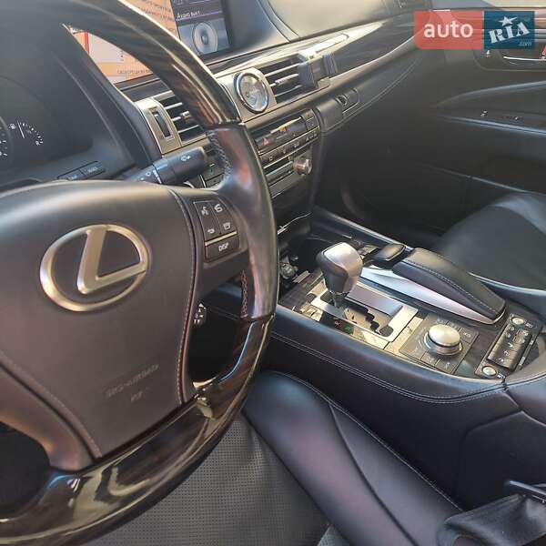 Седан Lexus LS 2014 в Києві