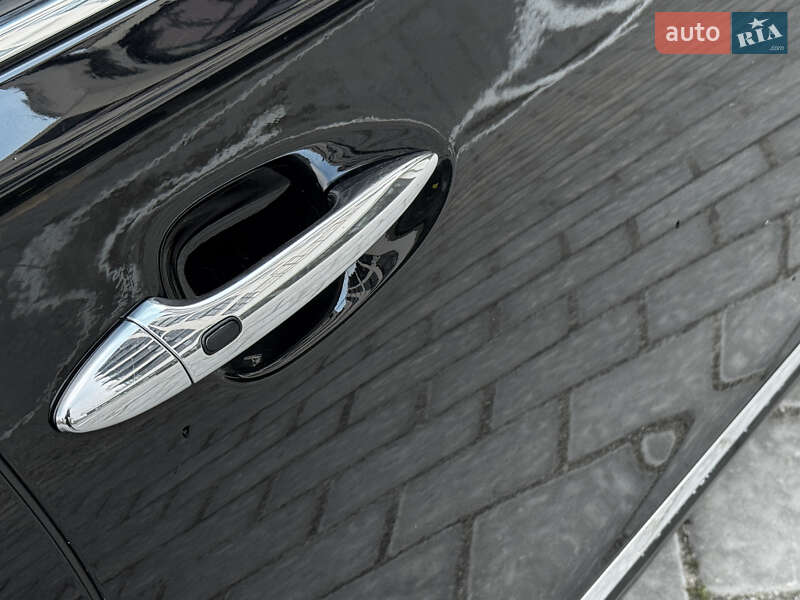 Седан Lexus LS 2008 в Рівному