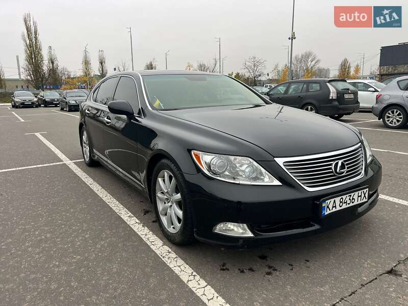 Седан Lexus LS 2007 в Киеве фото 10 Седан Lexus LS 2007 в Киеве