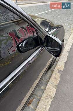 Седан Lexus LS 2001 в Роздільній