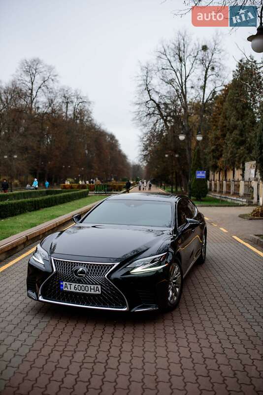 Седан Lexus LS 2018 в Ивано-Франковске