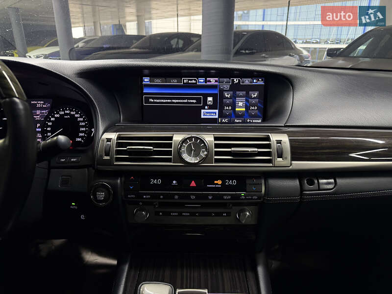 Седан Lexus LS 2013 в Одессе