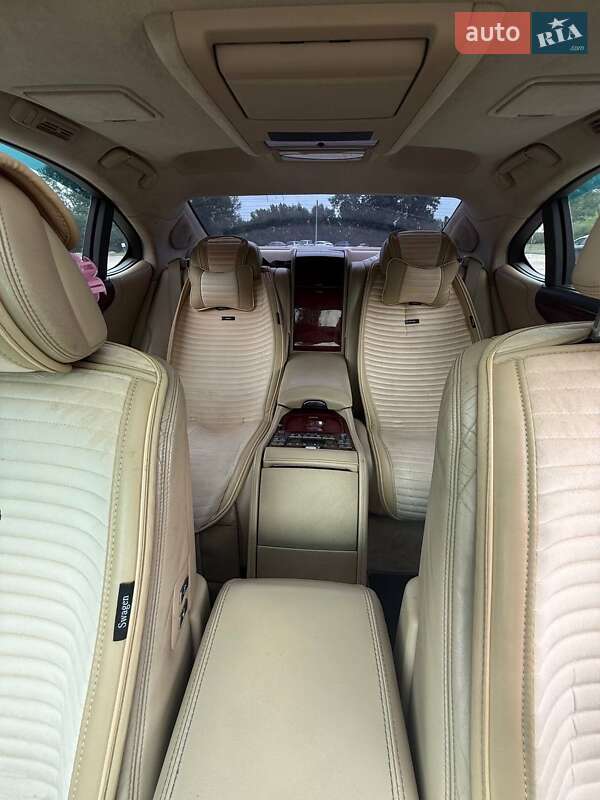 Седан Lexus LS 2007 в Каневе