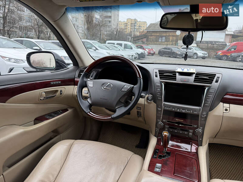 Седан Lexus LS 2007 в Бердичеві