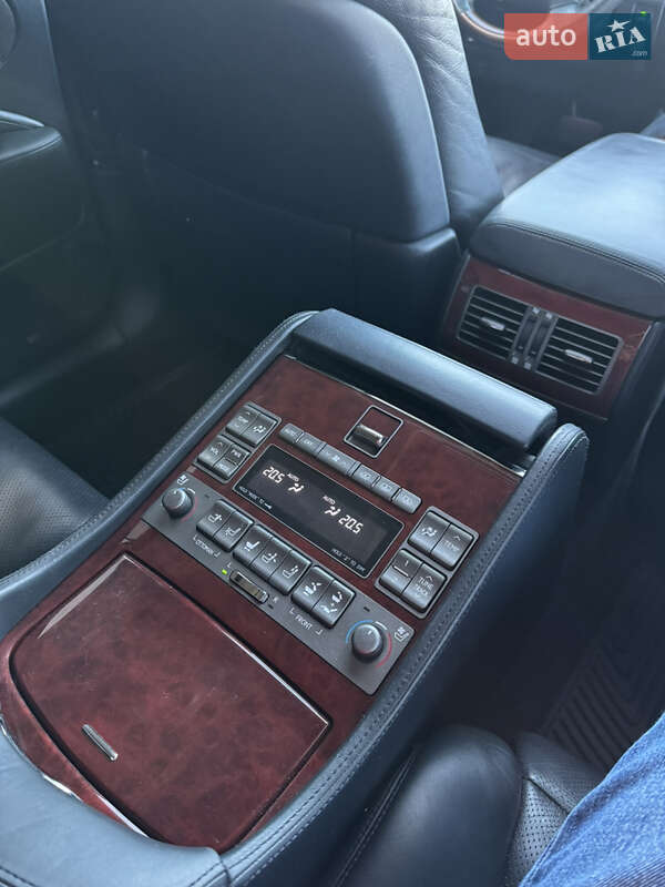 Седан Lexus LS 2008 в Києві