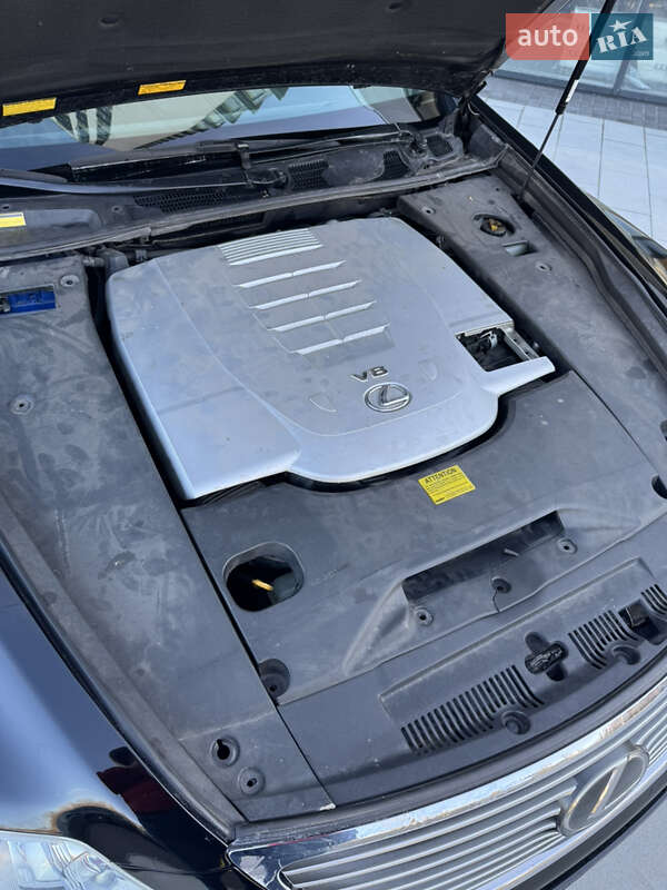 Седан Lexus LS 2008 в Києві