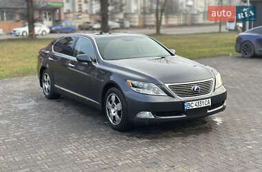 Седан Lexus LS 2007 в Шептицькому