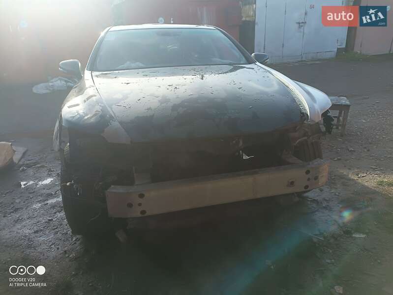 Седан Lexus LS 2010 в Дрогобыче