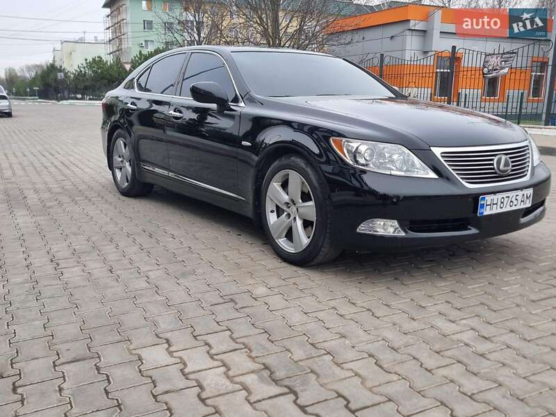 Седан Lexus LS 2007 в Одессе