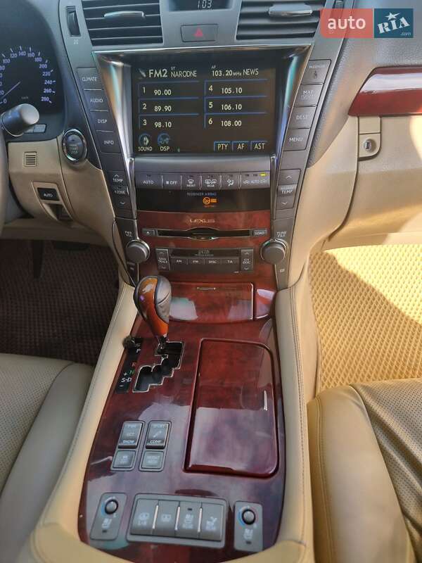 Седан Lexus LS 2007 в Одессе