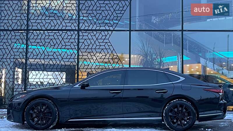 Седан Lexus LS 2018 в Киеве